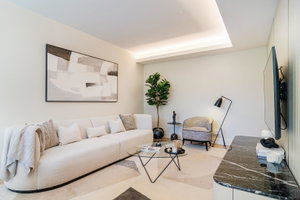 Exceptional, 3 Bedroom Duplex, Lapa, Lisbon 683909683