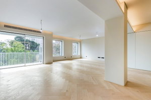 Renovated Three-Bedroom Apartment in the Iconic Entreposto Building – Amoreiras, Lisbon 3208352008