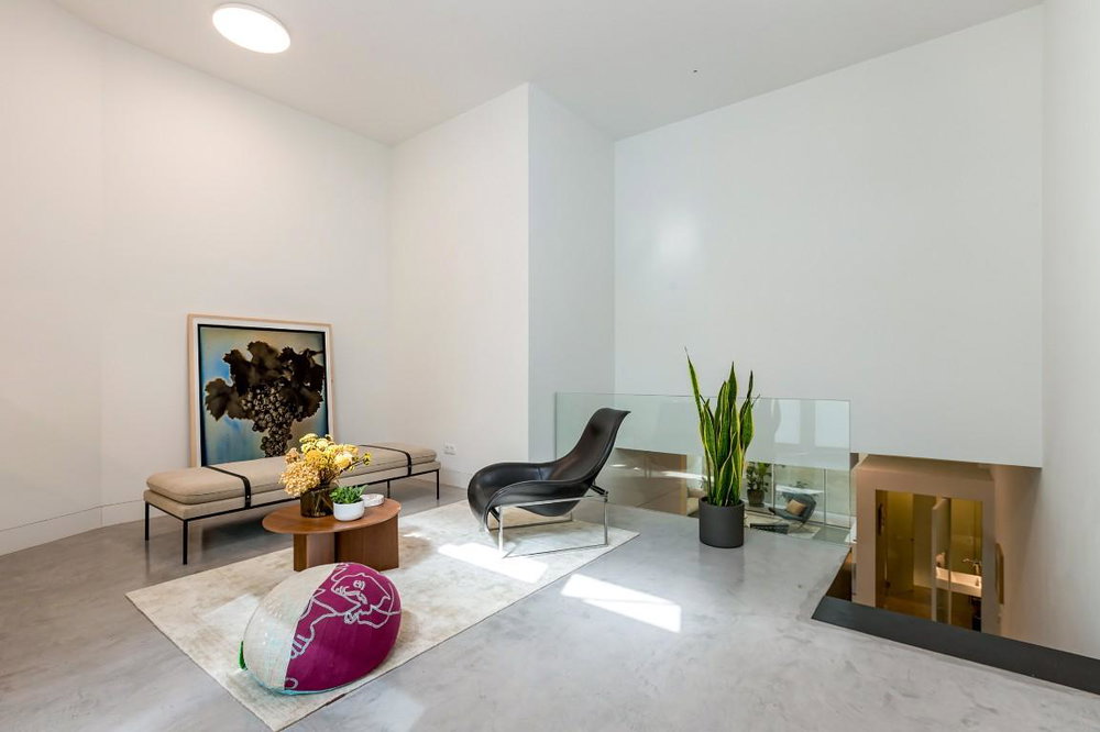 Architect-Designed Loft in Avenidas Novas | Lisbon Architecture Biennial Selection 3814674624