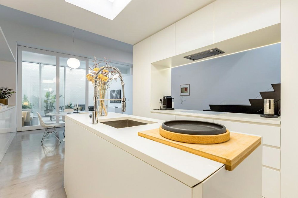 Architect-Designed Loft in Avenidas Novas | Lisbon Architecture Biennial Selection 3814674624