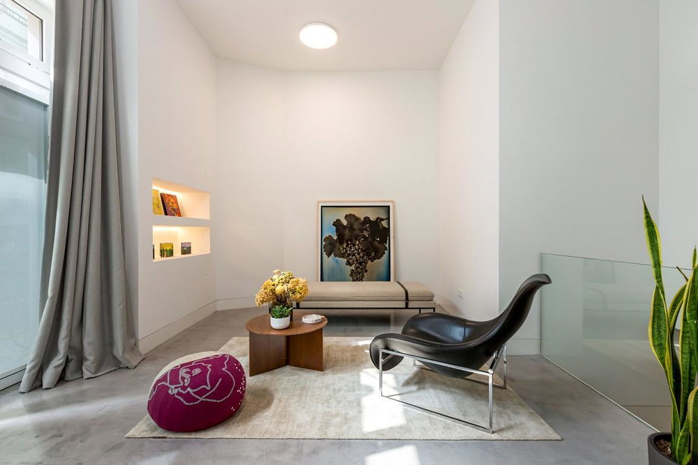 Architect-Designed Loft in Avenidas Novas | Lisbon Architecture Biennial Selection 3814674624