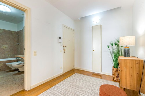 Exclusive one-bedroom flat in the heart of Chiado 2828180321