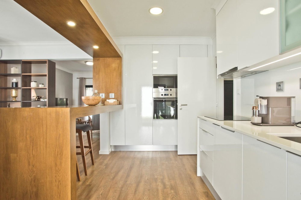 Elegant Fully Renovated 4-Bedroom Villa in Bairro do Rosário, Cascais 489578915