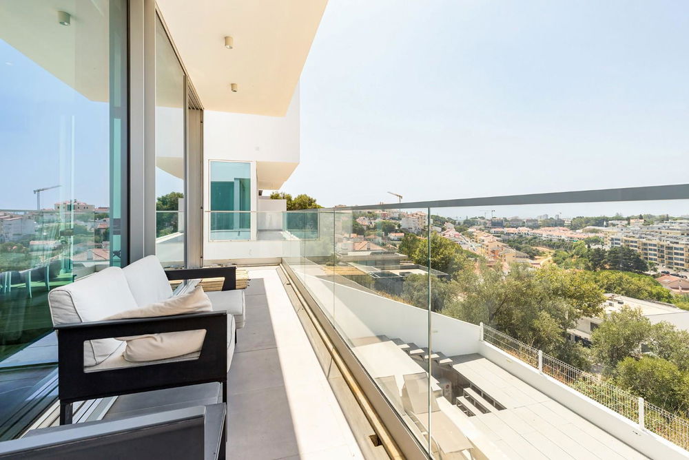 Excellent 4+2 bedroom villa in Monte Estoril, Cascais 1235108263