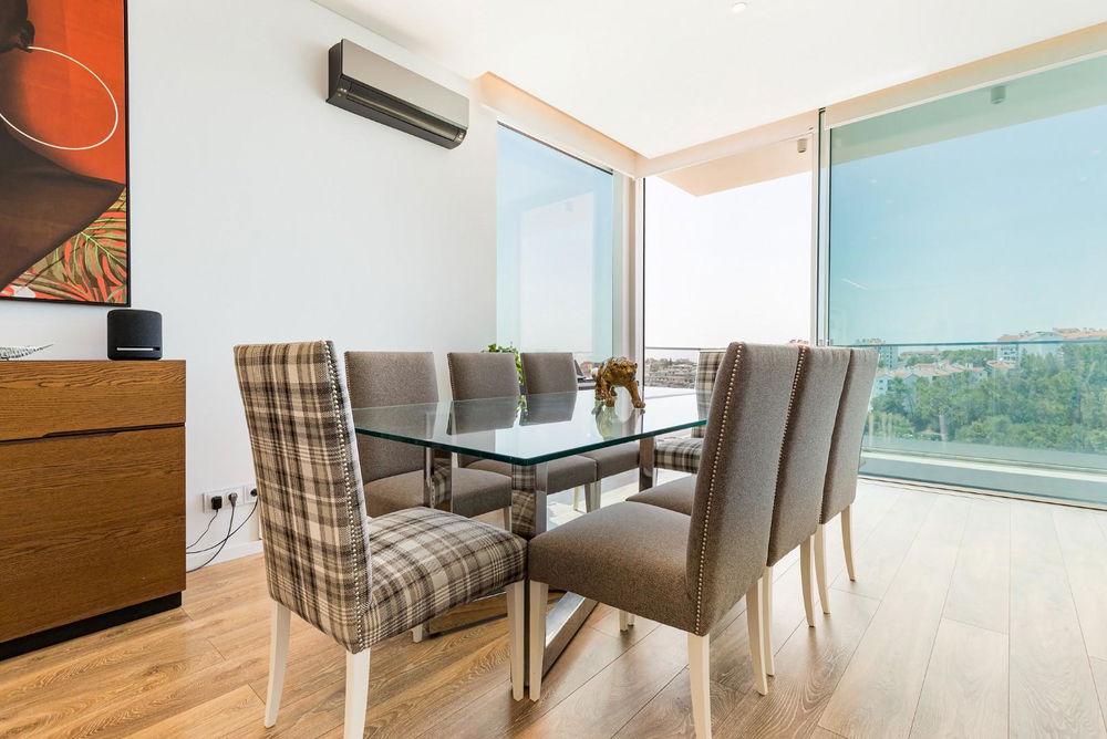 Excellent 4+2 bedroom villa in Monte Estoril, Cascais 1235108263