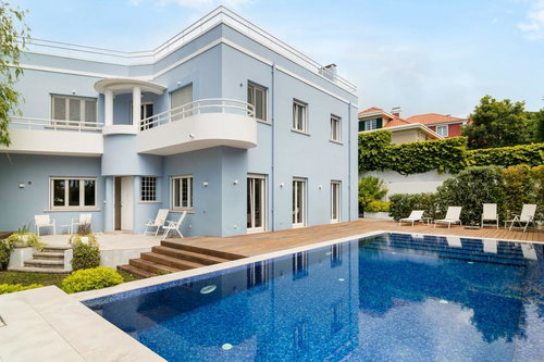 Restored Modernist Villa in Estoril 1163259399