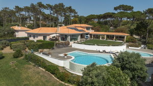 A Rare Coastal Estate of Unparalleled Privacy and Views 2455049112