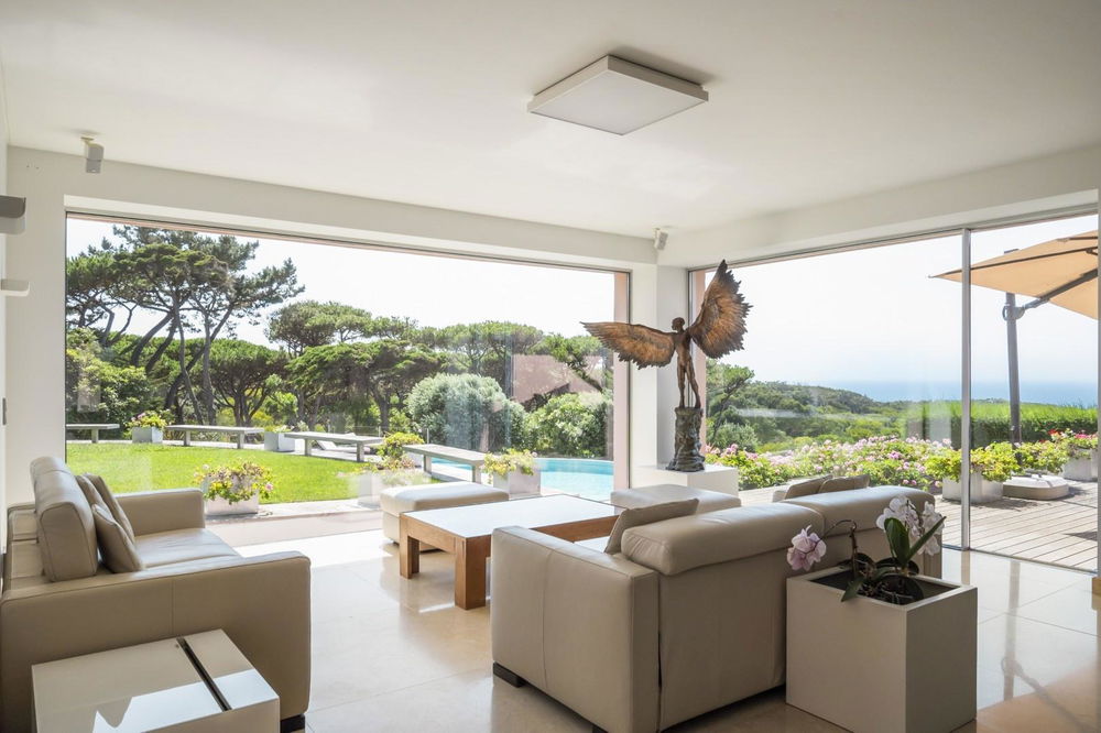 A Rare Coastal Estate of Unparalleled Privacy and Views 2455049112