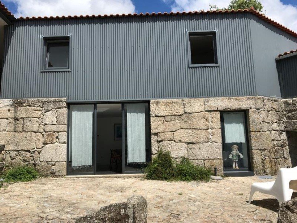 Property with land and swimming pool in Travassós – Fafe, Braga 1073097380