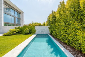 3+1 bedroom triplex house with garden in Legacy 2131772713