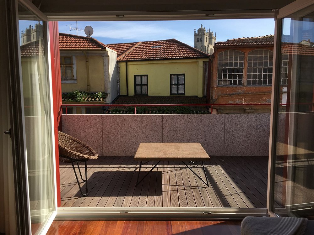 Rehabilitated building in Sé in the heart of the historic centre of Porto 1116687690