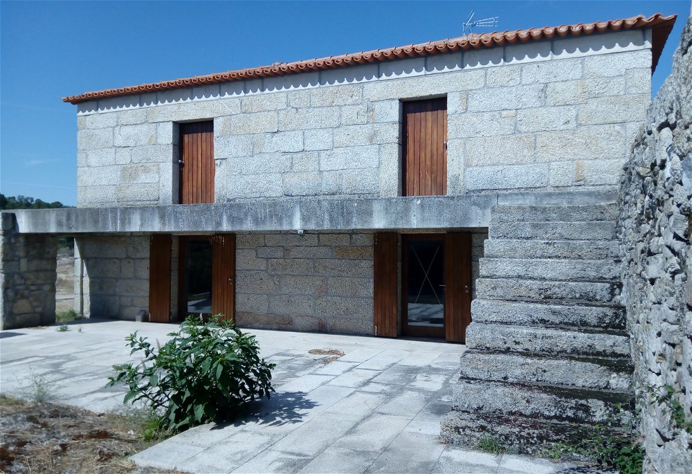 Property with vineyard in Possacos, Vila Real 2071983238