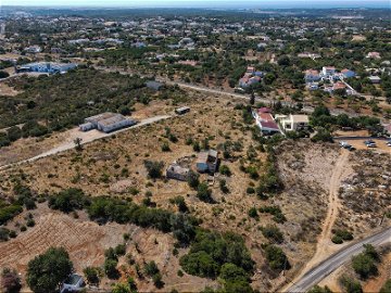 Land for the construction of an industrial building, in Esteval, Loulé, Algarve 3467169608