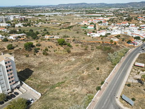 Plot of and for construction in Faro, Algarve 2558737090