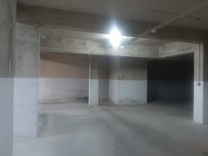 Warehouse in Faro, Algarve 2425998201