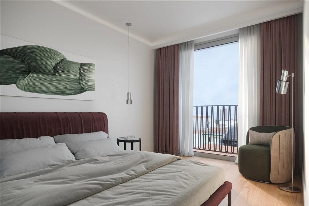4 bedroom apartment with balcony, Bonjardim, in the center of Porto 2125343303