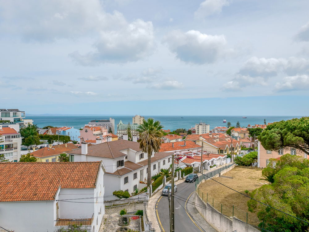 Villa with sea view in Monte Estoril, Cascais 2549164170