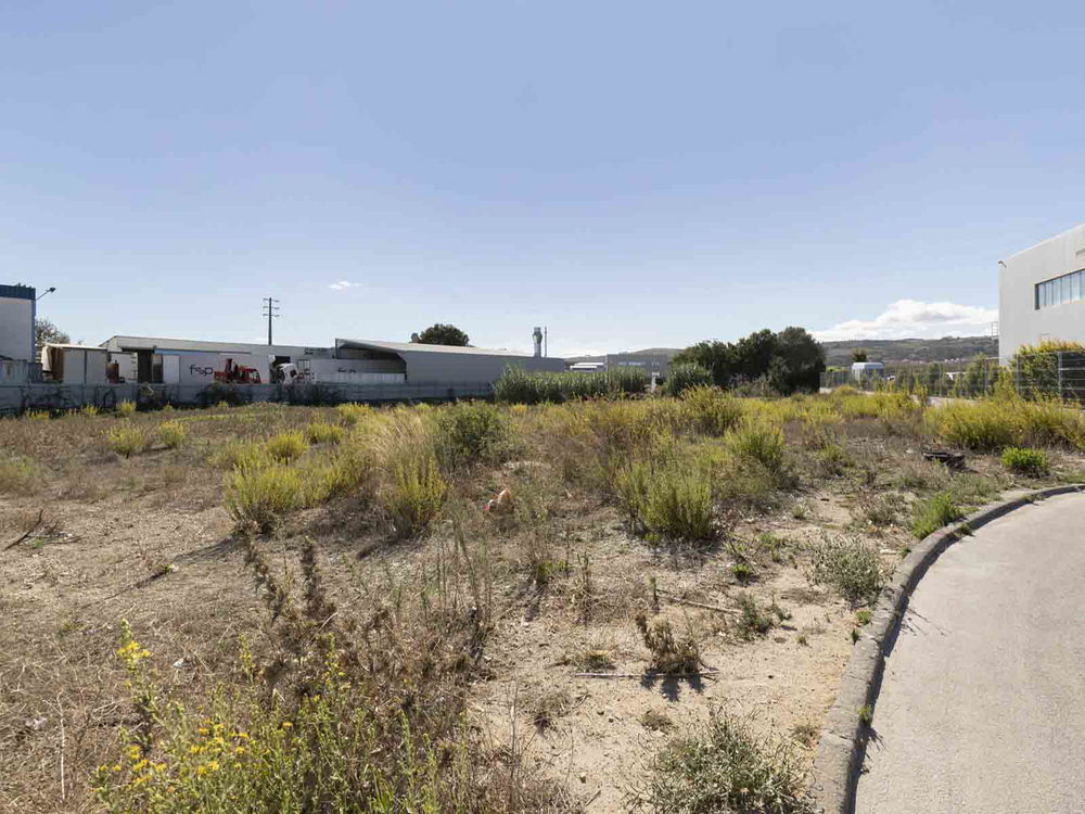 Land for construction in Alenquer 2605533766