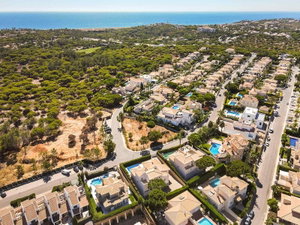 Land for construction, in Varandas do Lago, Ancão, Algarve 647002523