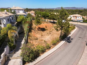Land for construction, in Varandas do Lago, Ancão, Algarve 647002523