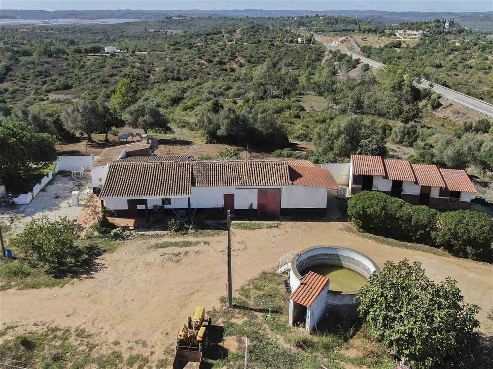 Estate with a 4 bedroom villa, in Odiáxere, Lagos, Algarve 4245163343