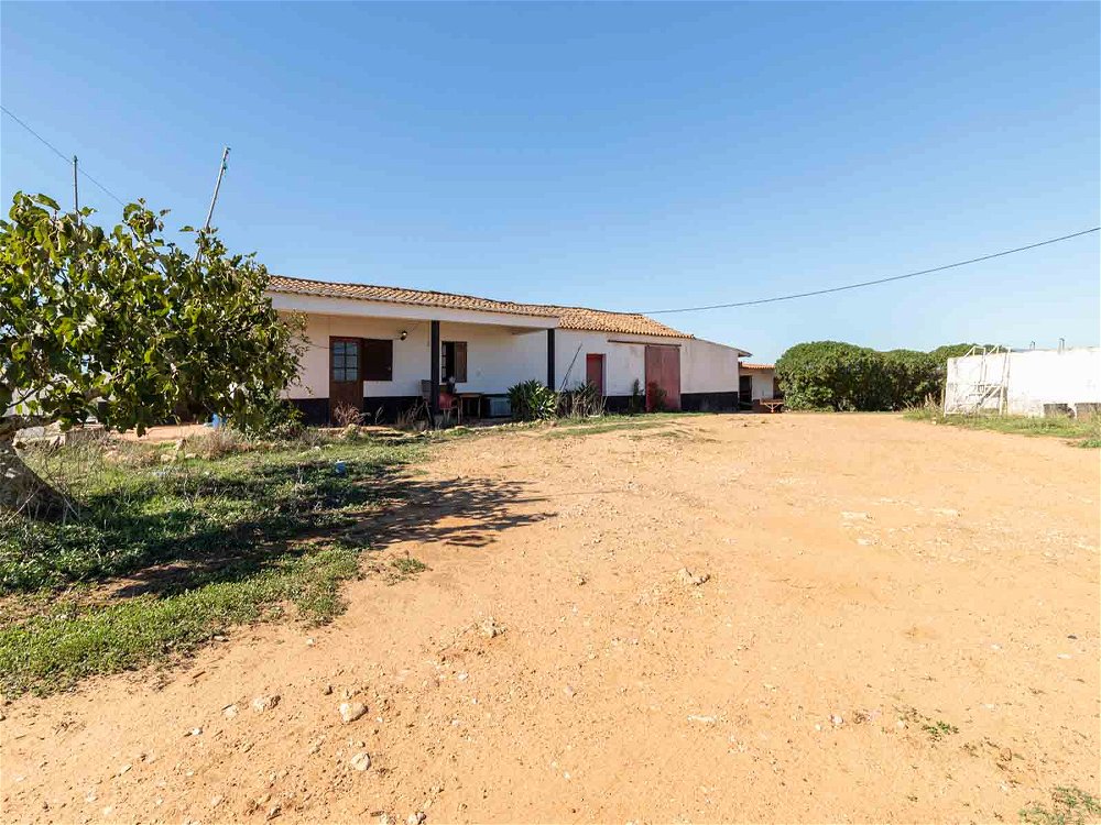 Estate with a 4 bedroom villa, in Odiáxere, Lagos, Algarve 4245163343
