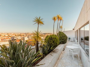 2-bedroom apartment near Avenida da Liberdade, in Lisbon 2174895634