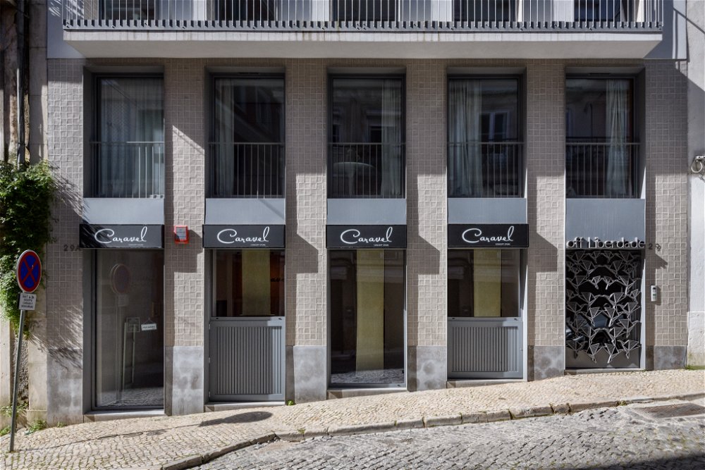 Shop near Avenida da Liberdade, in Lisbon 1179380360