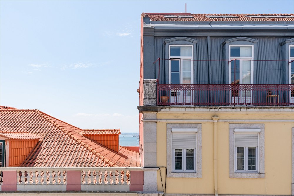 3-bedroom apartment, with garage, in Santos, Lisbon. 3501419826