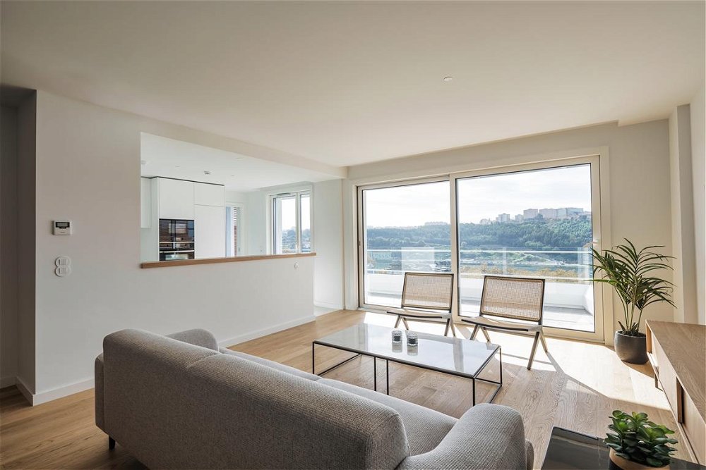 3-bedroom apartment with a private pool, in Porto 367785417