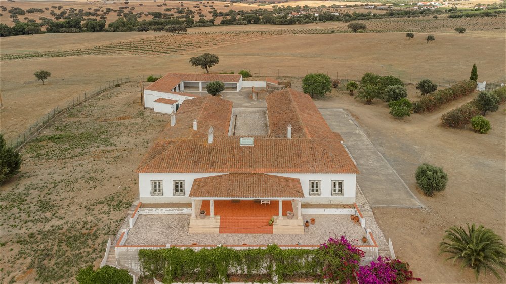 6-bedroom villa of traditional Alentejo architecture in Alvito, Beja 153197049