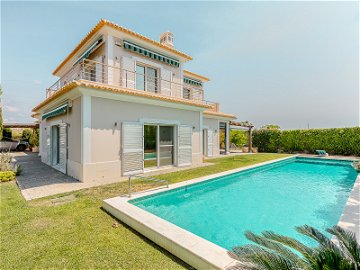 5-bedroom villa with garden and swimming pool, Algarve 1519465239