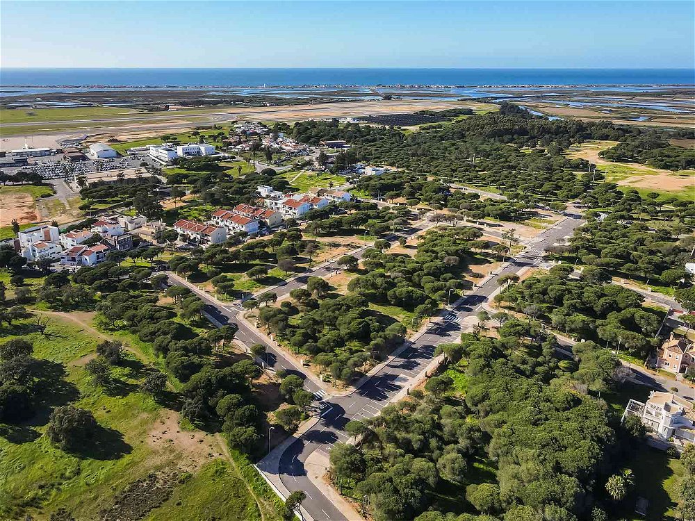 Land with approved project in Montenegro, Faro, Algarve 2863673891
