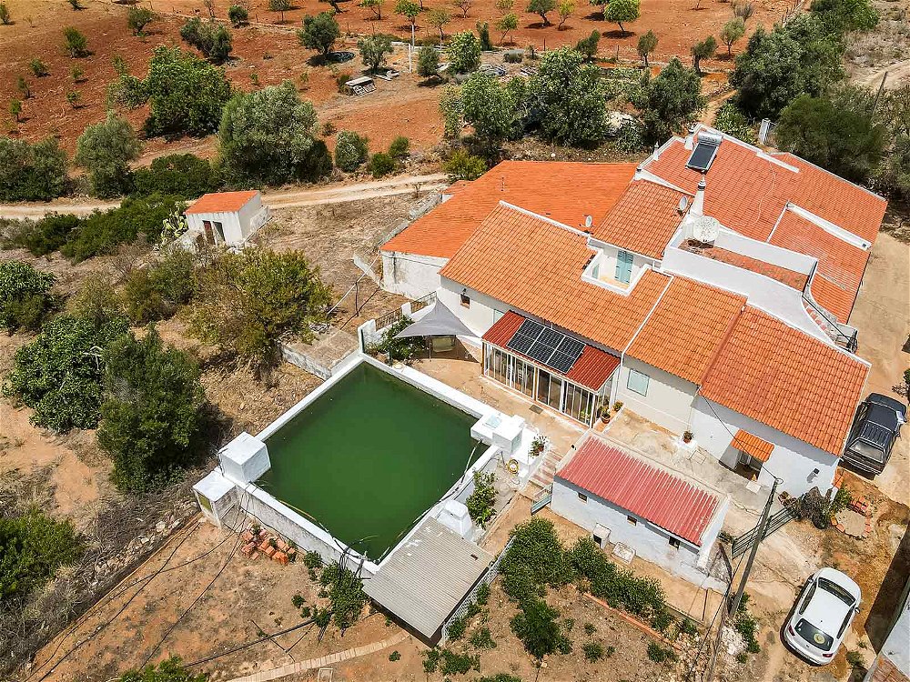 Estate with a 3-bedroom villa, plus annexes, in Silves, Algarve 1880504795