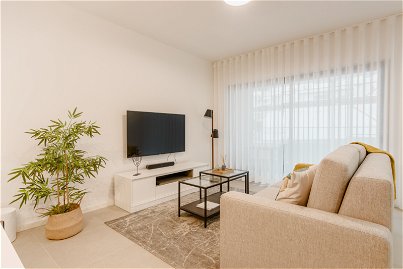 3-bedroom apartment in a condominium, Faro, Algarve 3767112806