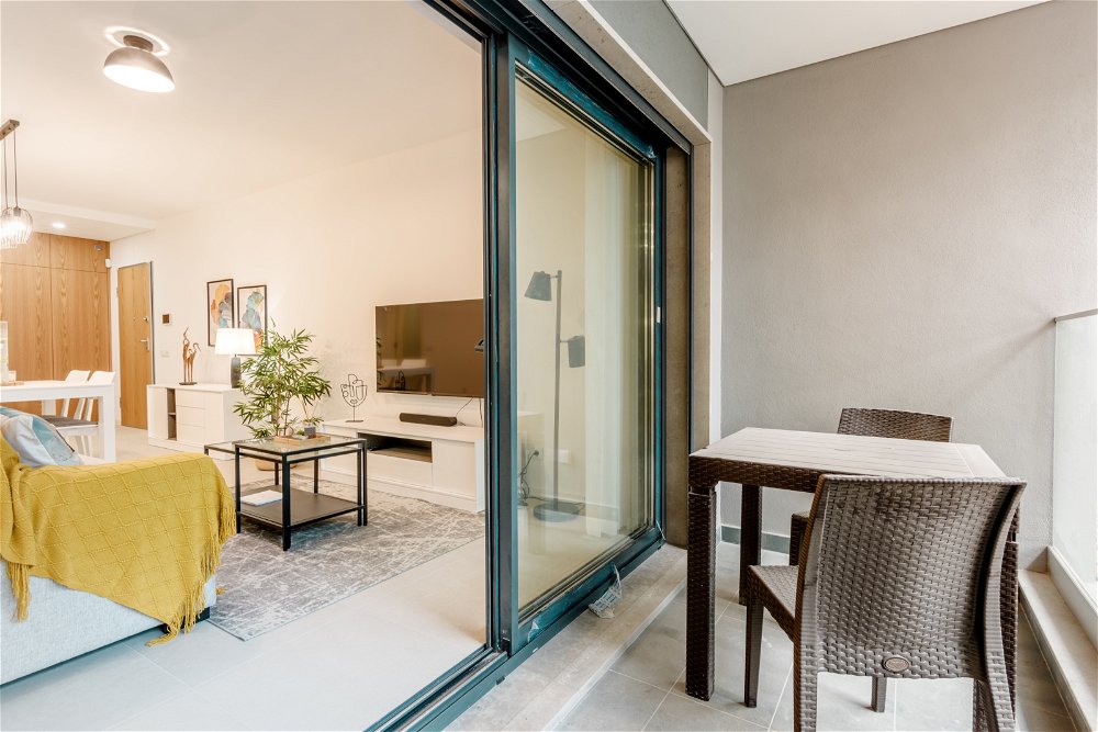 3-bedroom apartment in a condominium, Faro, Algarve 3767112806
