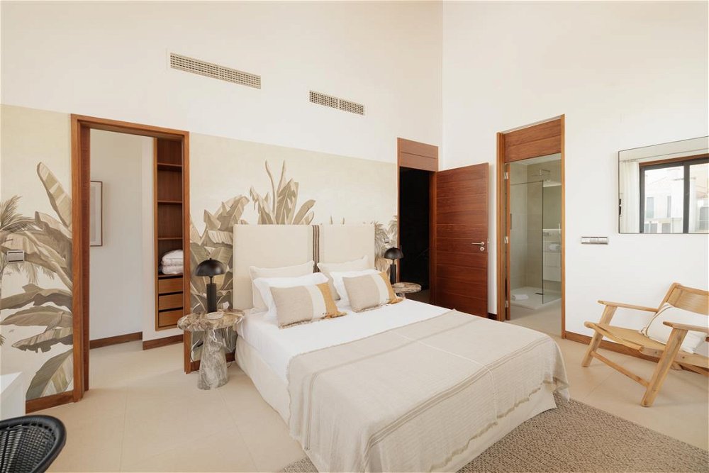 2 Bed with pool, Golf Residences Vale do Lobo, Algarve 3458729368