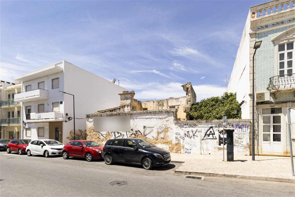 Buildings for works in the centre of Faro, Algarve 310442871