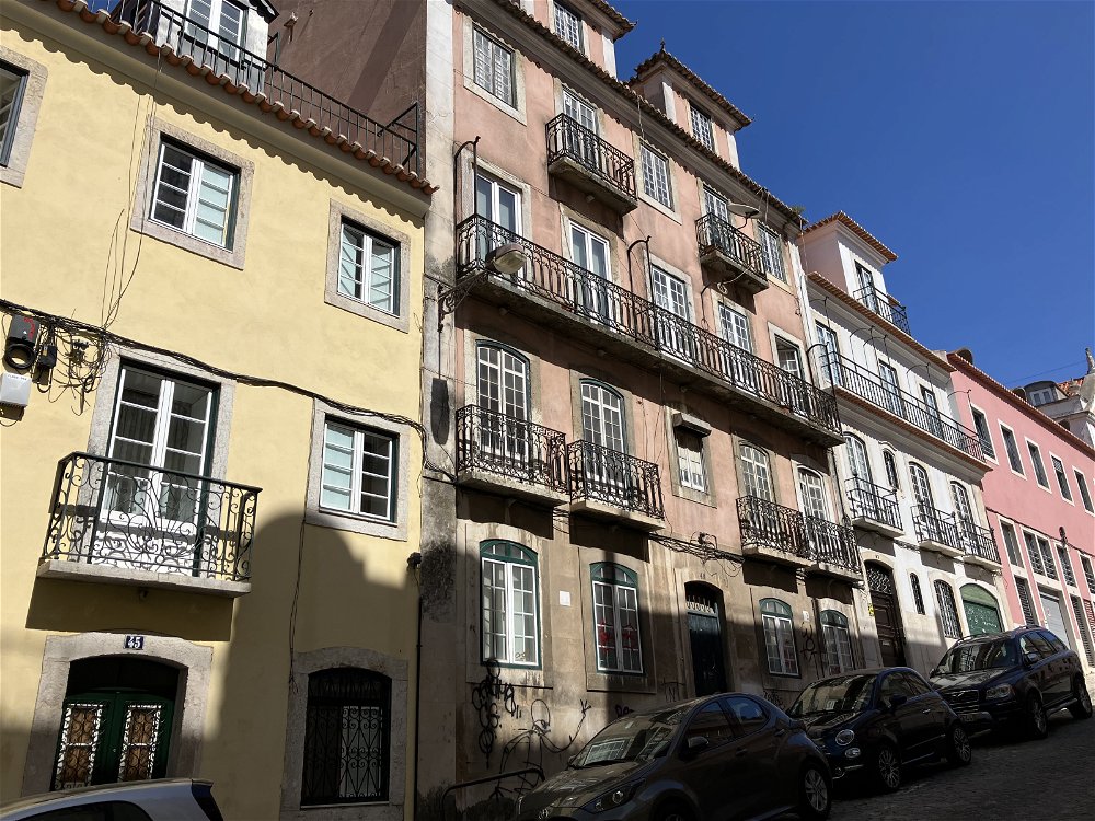 Building for rehabilitation, in Príncipe Real, Lisbon 2121934733