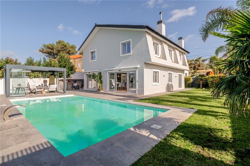 4-bedroom villa, with garden and pool in Birre, Cascais. 1335912672
