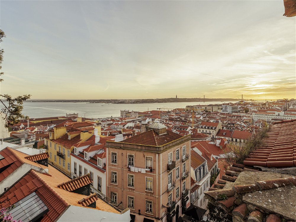 4 bedroom apartment, with river view, Costa do Castelo, Lisbon 2058843779
