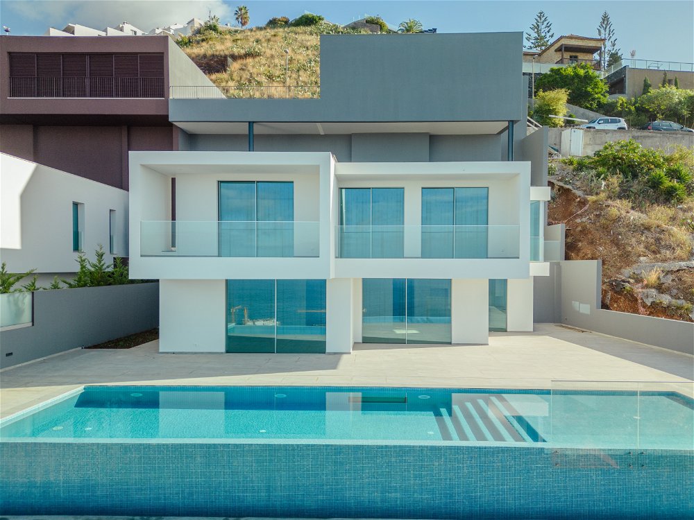 4 bedroom villa, in São Martinho, in Funchal 1012978730