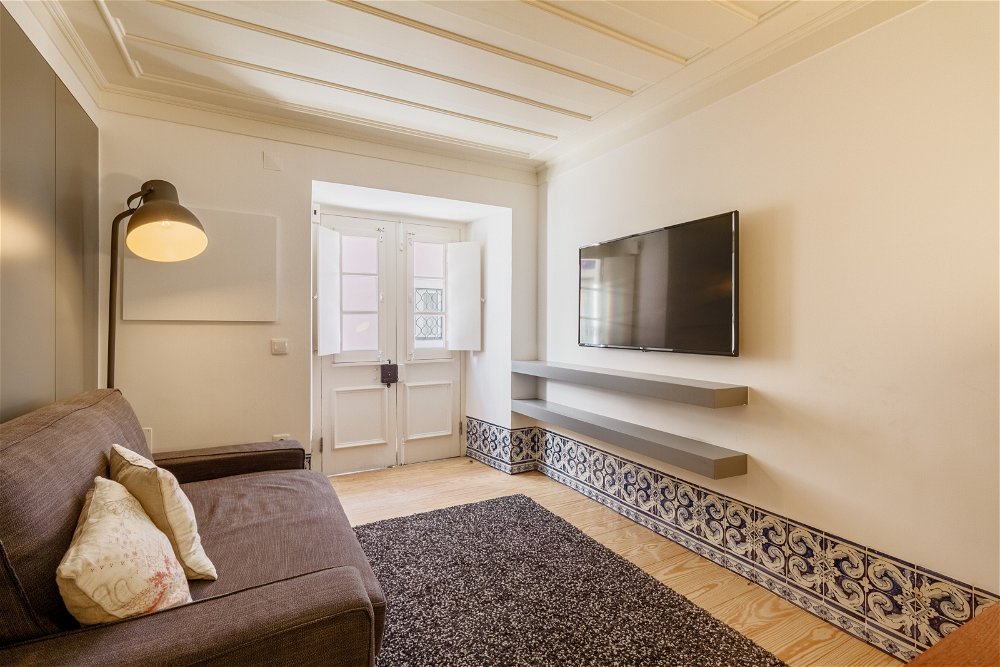 1 bedroom apartment, furnished and equipped, in Chiado 2244367879