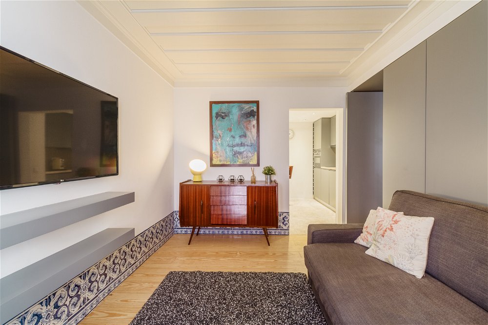 1 bedroom apartment, furnished and equipped, in Chiado 2244367879