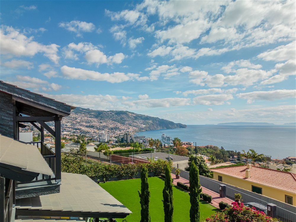 4+1 bedroom villa, with sea view, in Funchal, Madeira 568656117