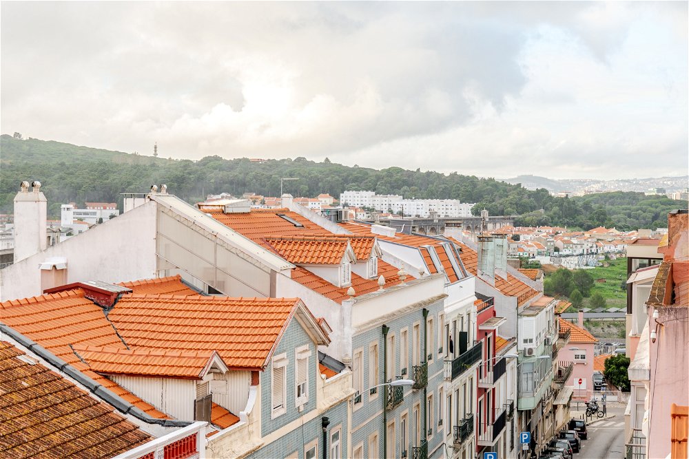 2-bedroom duplex apartment totally renovated in Campolide, Lisbon 2000592856