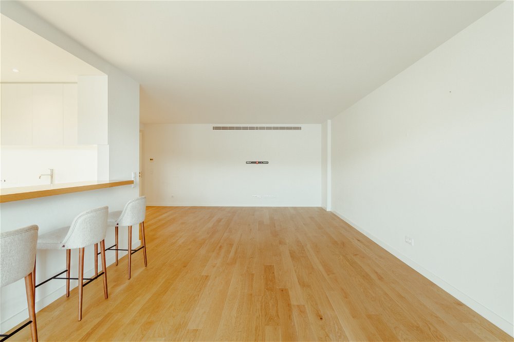 3 Bedroom Apartment with Balcony 5º Porto 3497723193