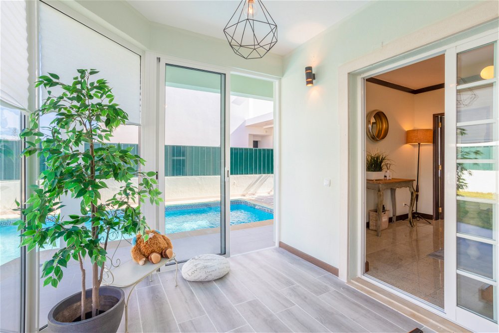 3-bedroom villa with heated swimming pool, in Vilamoura, Algarve 4081458211