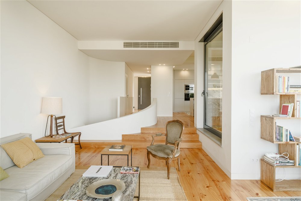 Contemporary 3+1 bedroom villa, in Monte do Estoril, Cascais 3460057285