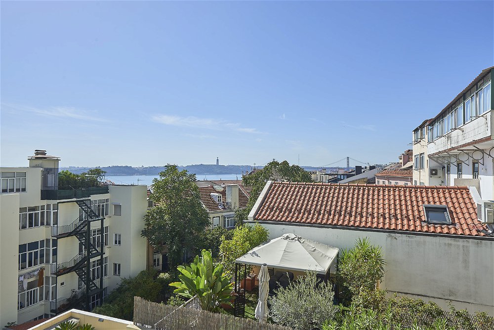 Residential building in Principe Real, Lisbon 3391586592